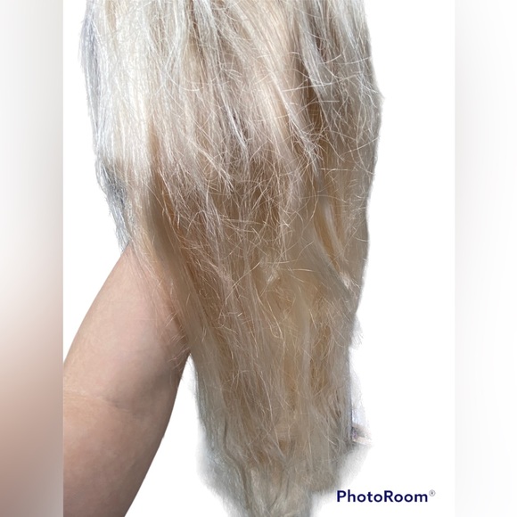 Lavish Blonde Wig Adult 36in. - Picture 2 of 2